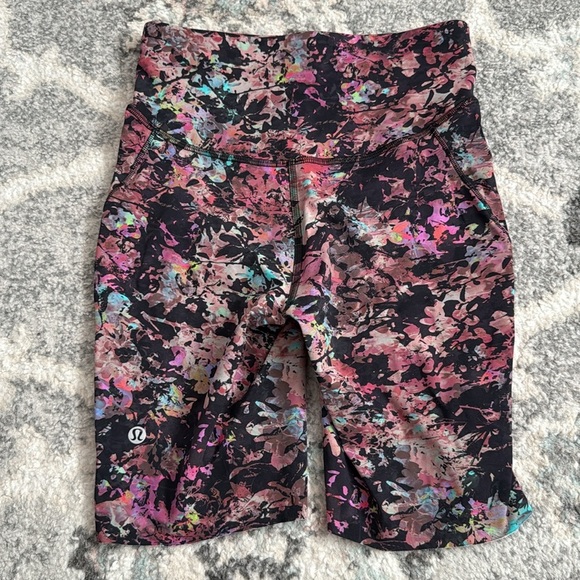 Lululemon Base Pace High-Rise Short 8" - Picture 5 of 10